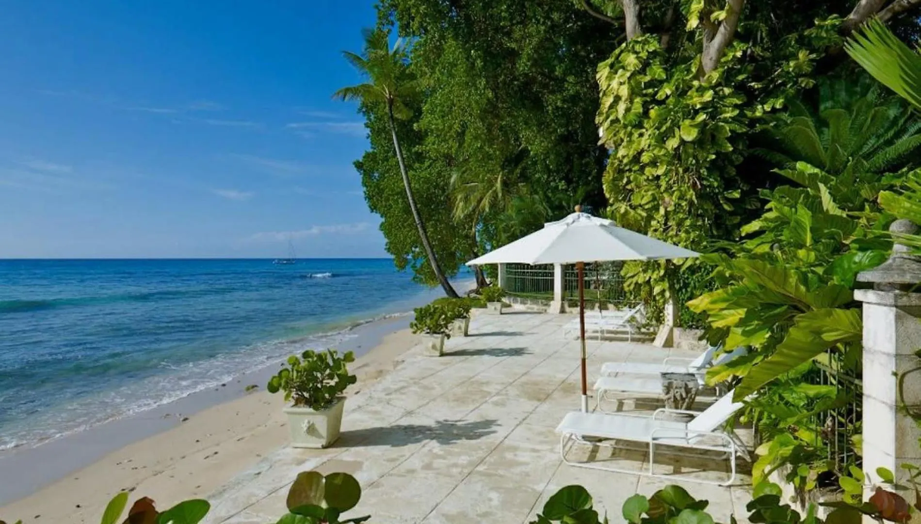 Exquisite Villa Which In Crescent-Shaped Shoreline Saint James